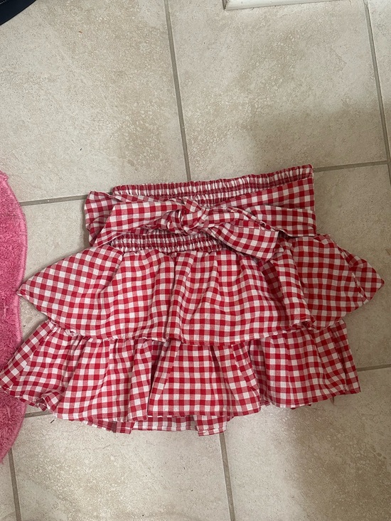 H&M Dresses & Skirts - H&M Red Gingham Tiered Ruffle Mini Skirt